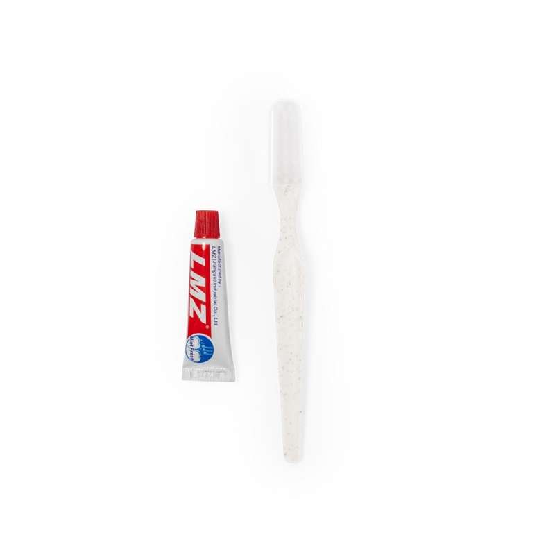 Dental hygiene set - Toothbrush at wholesale prices
