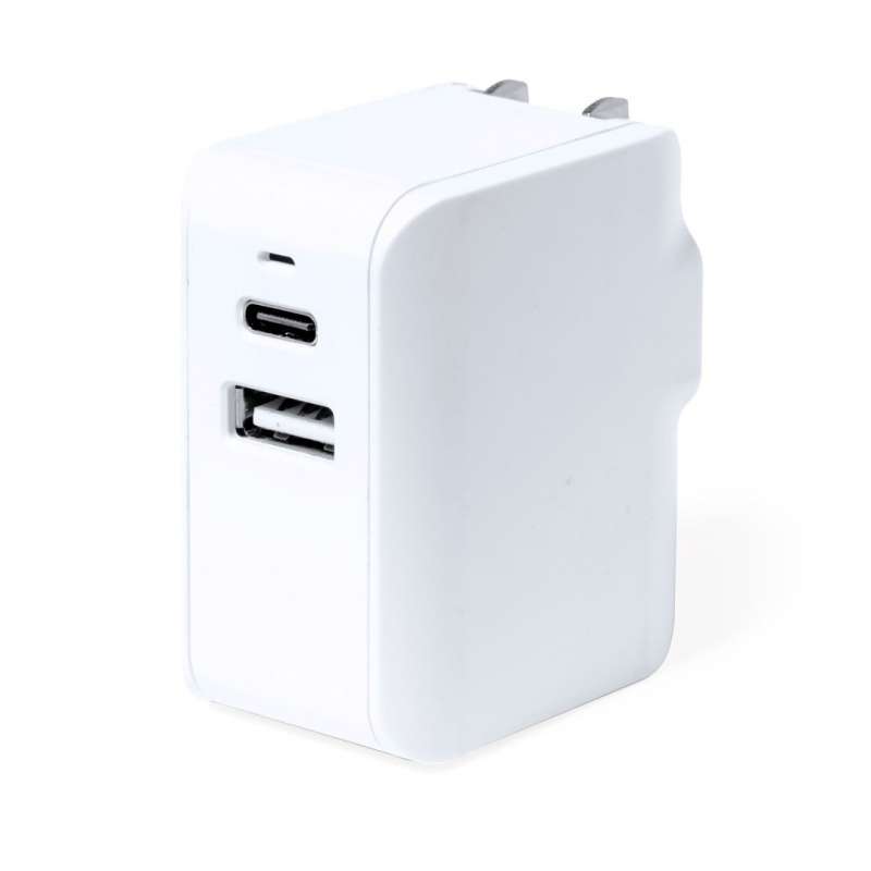 Compact Travel Adapter with USB and Type C - Adapter at wholesale prices Compact Travel Adapter with USB and Type C - Adapter at wholesale prices