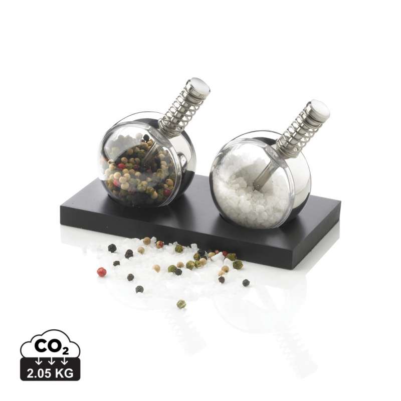 Planet salt and pepper set - Salt and pepper shakers at wholesale prices