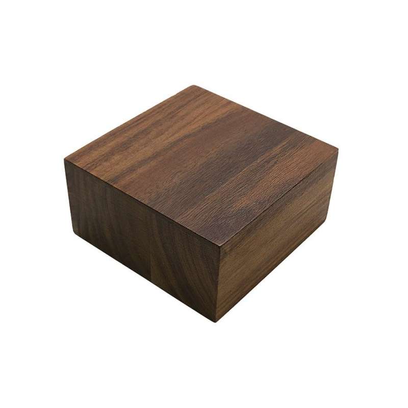 Cube magnétique mural en acacia 'Odda' à prix de gros - Cube à prix grossiste