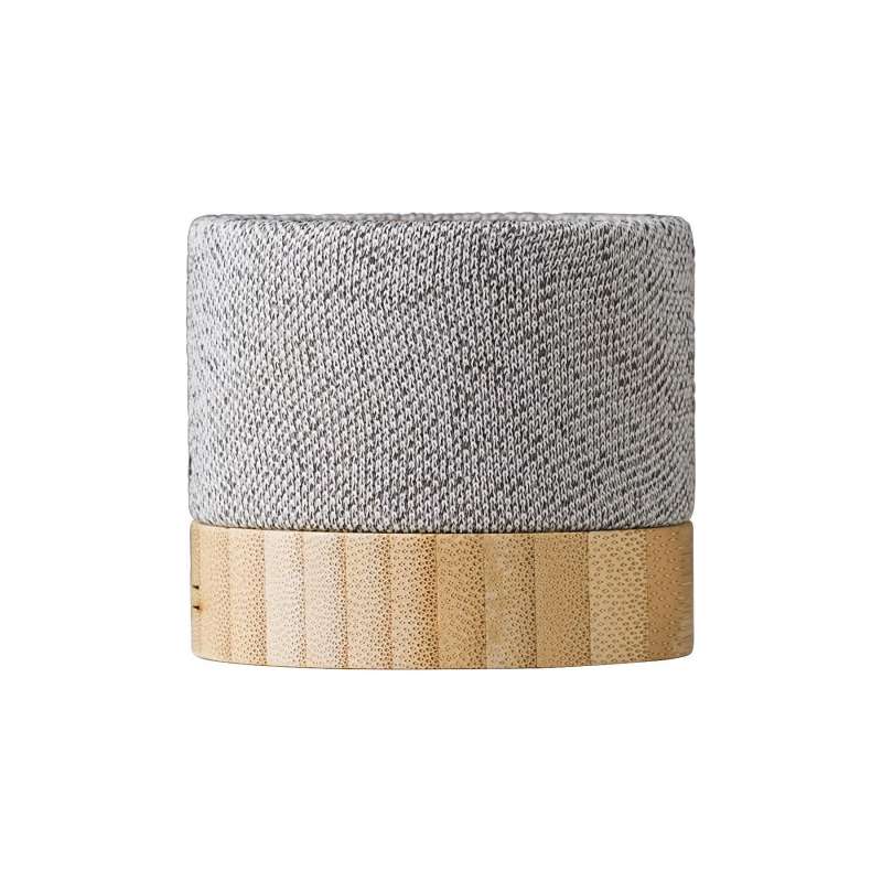 Draadloze 3 Watts bamboe luidspreker met 4H batterij - Luidspreker tegen groothandelsprijzen