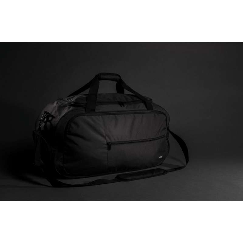 Sporttasche 61x27x31 cm aus rPET - Reisetasche zu Großhandelspreisen
