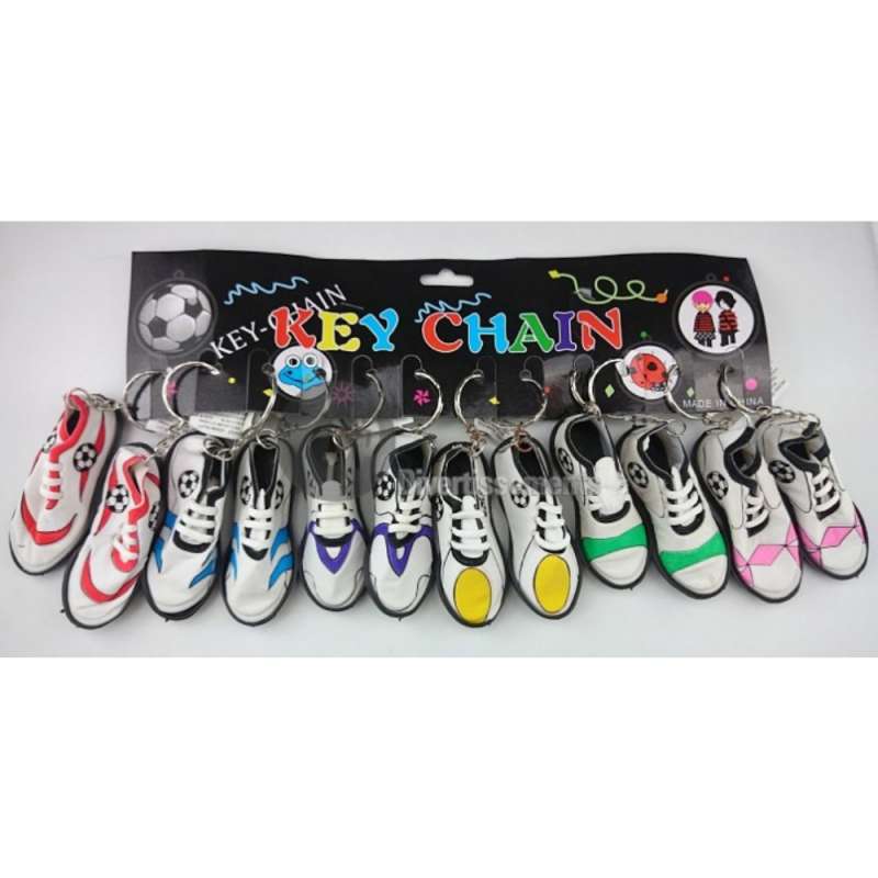 Porta-chaves para chuteiras de futebol 7,5 cm - porte-chaves de futebol a preço grossista