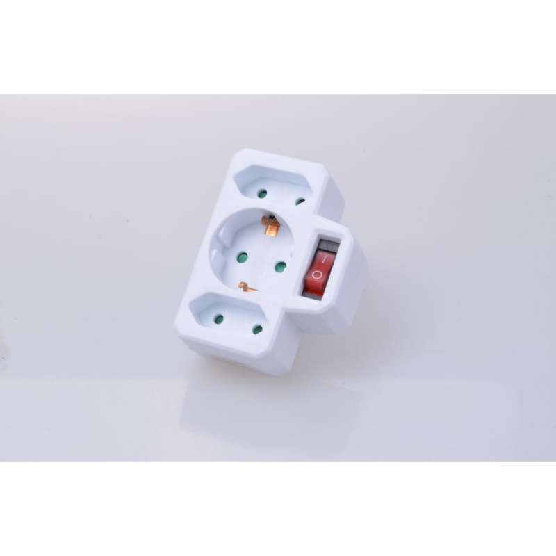 Wit 3-voudig stopcontact met schakelaar 72x92mm tegen groothandelsprijzen - meerdere stekkerdozen tegen groothandelsprijzen